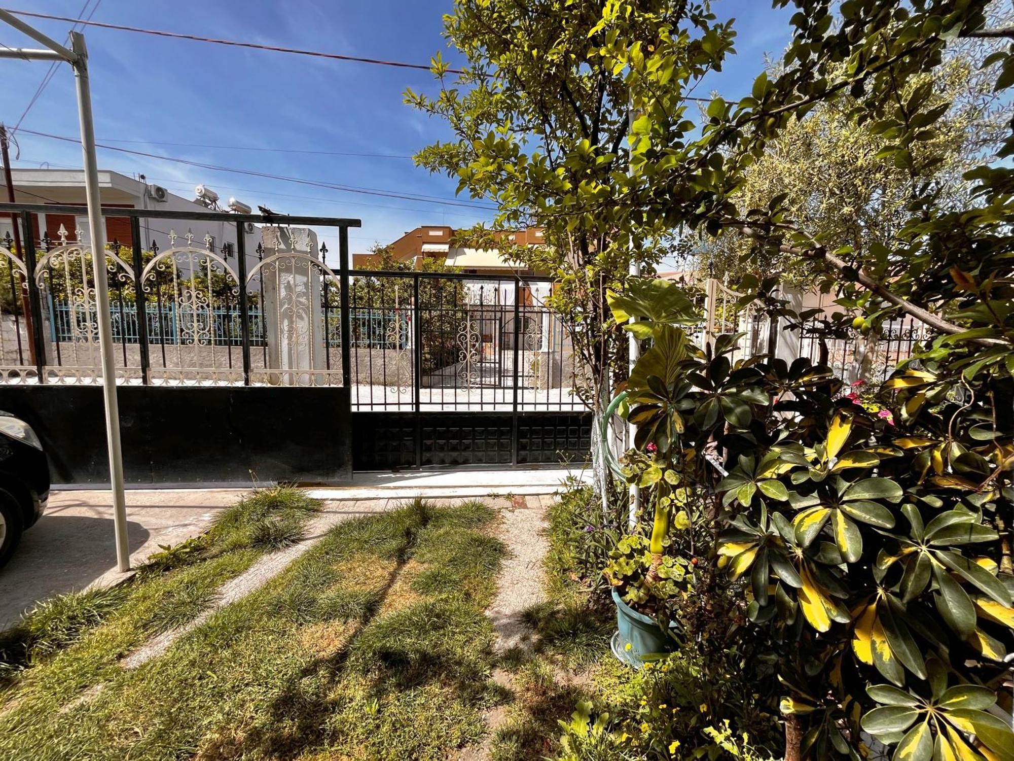 Beach & Chill Apartments Vlore Bagian luar foto